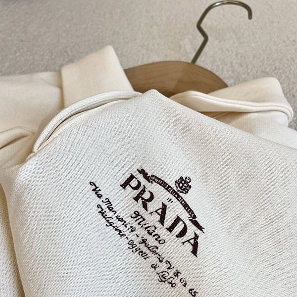 n級品 おすすめ プラダ ショートフリースドレス スーパーコピー